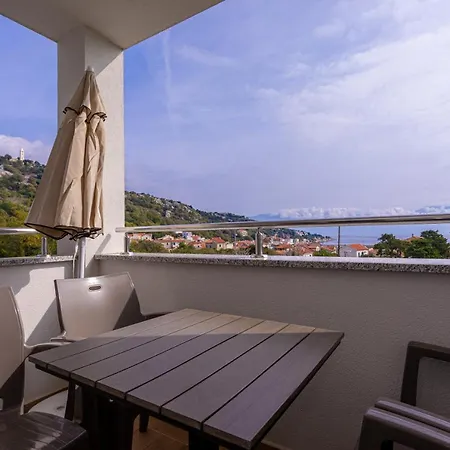 Apartments Crnekovic Tomislava 8 Baška Buitenkant foto