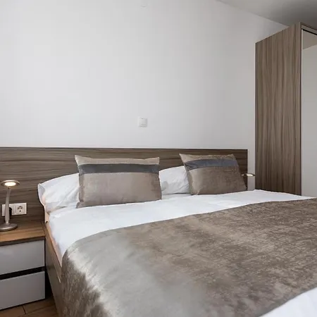 Apartments Crnekovic Tomislava 8 Baška Buitenkant foto