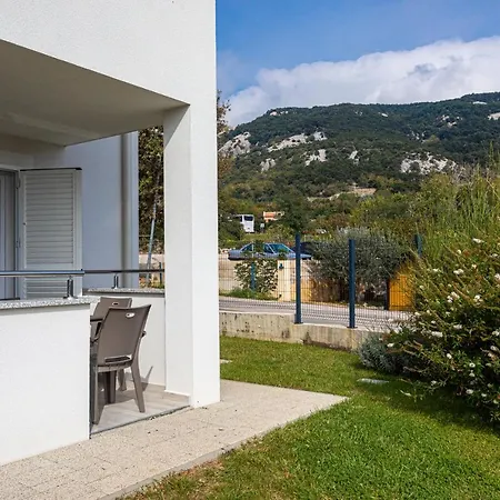 Apartments Crnekovic Tomislava 8 Baška Buitenkant foto
