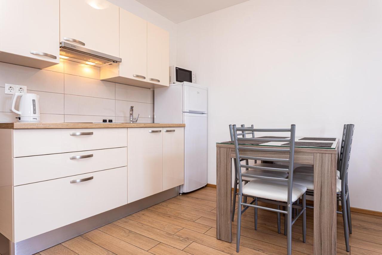 Crnekovic Tomislava 8 Apartment *