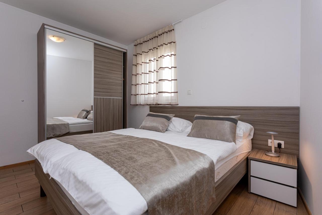 Apartment Crnekovic Tomislava 8 Baška