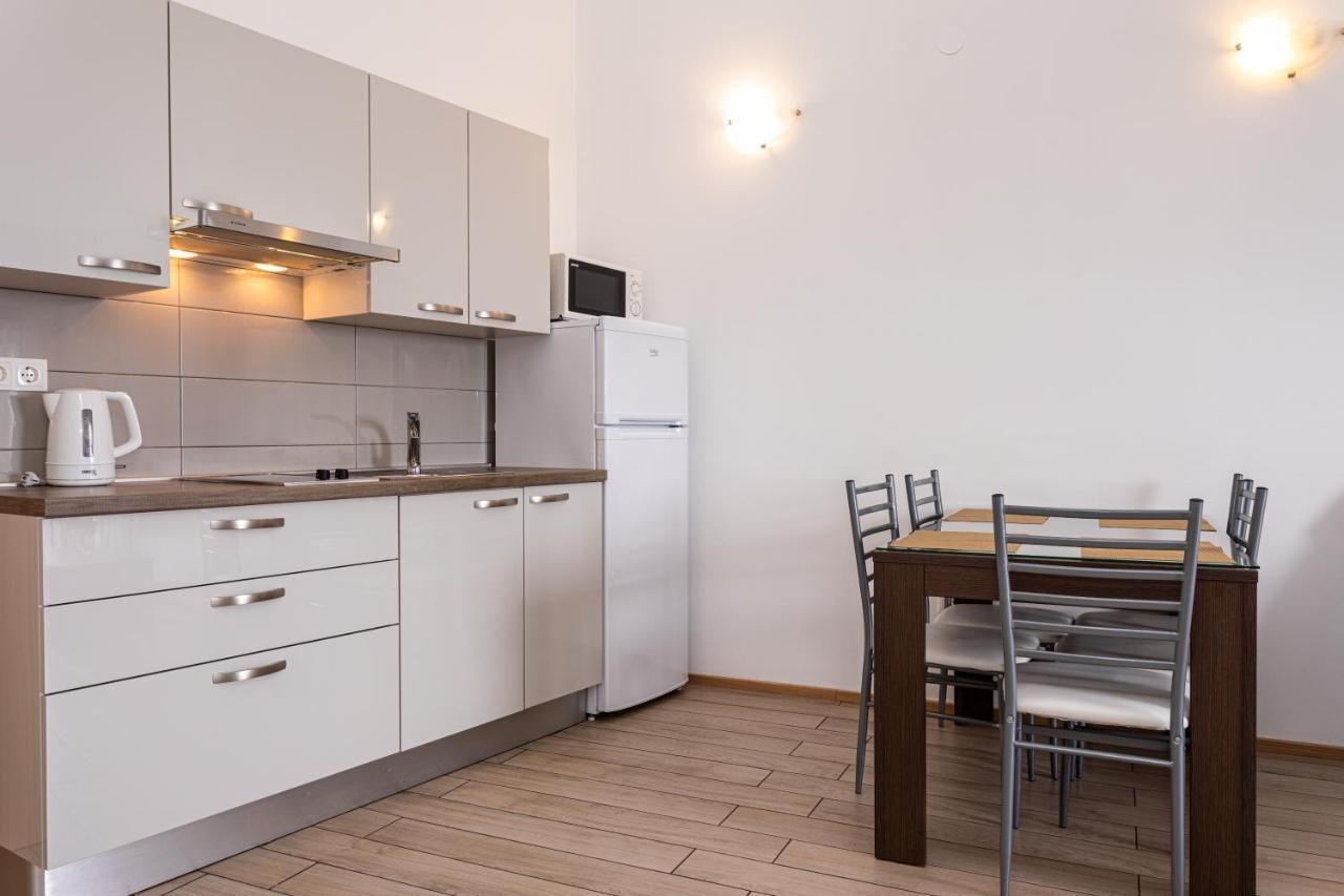 Crnekovic Tomislava 8 Apartment Baška