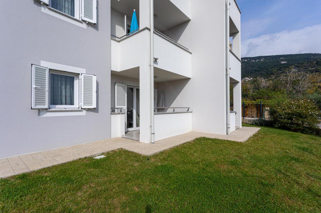 Crnekovic Tomislava 8 * Baska (Krk)