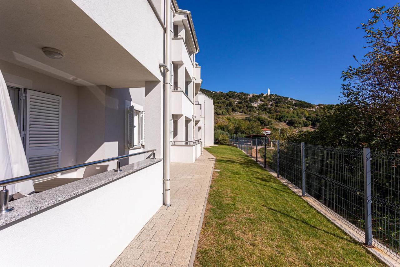 Crnekovic Tomislava 8 Apartment *